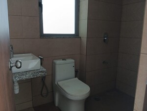 Bathroom in 2 BHK Apartment at Kalpataru Immensa, Kolshet Road – for Sale