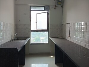 2 BHK Apartment For Sale in Kalpataru Immensa, Kolshet Road