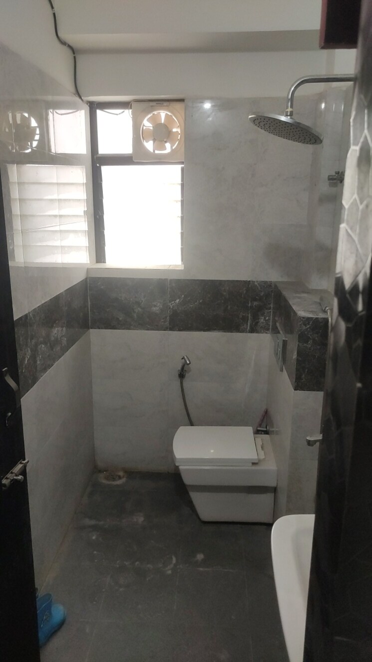 Attached Bathroom, devidanga 3 Bedroom 987 Sq.Ft. Apartment In Devidanga Siliguri 9412572