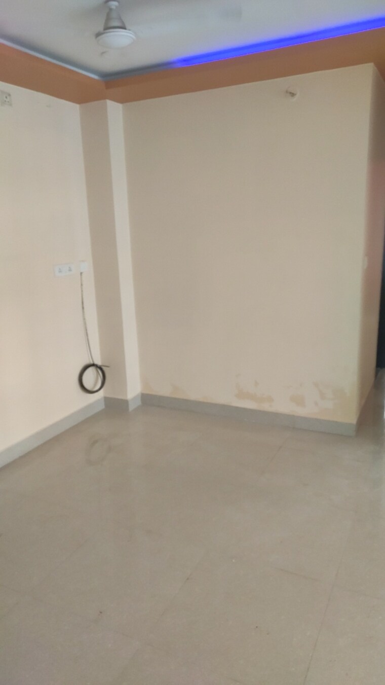 Room, devidanga 3 Bedroom 987 Sq.Ft. Apartment In Devidanga Siliguri 9412572