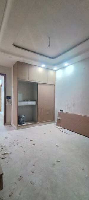 Room in 3 BHK Builder Floor at Rohini Sector 25 – for Sale