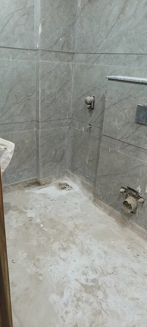 Bathroom in 3 BHK Builder Floor at Rohini Sector 25 – for Sale
