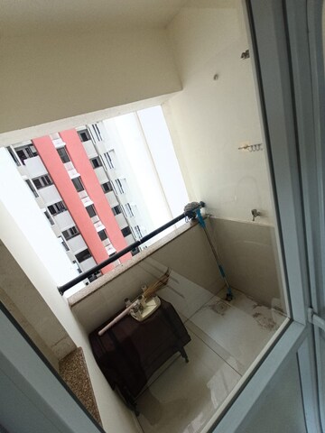 Team Area in 2 BHK Apartment at Avon Vista, Balewadi – for Rent