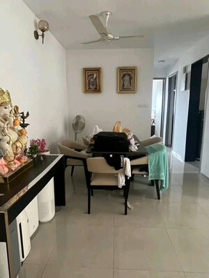 Room in 2 BHK Apartment at Blumen Apartments, Vikhroli West – for Sale