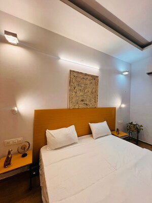 1 BHK Builder Floor For Rent in Sector 46