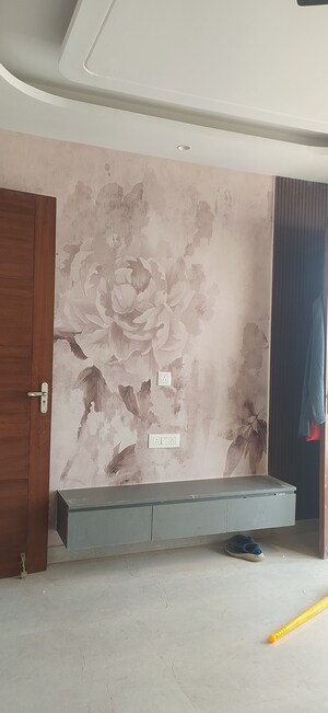 Room in 4 BHK Builder Floor at Sector 85 – for Sale