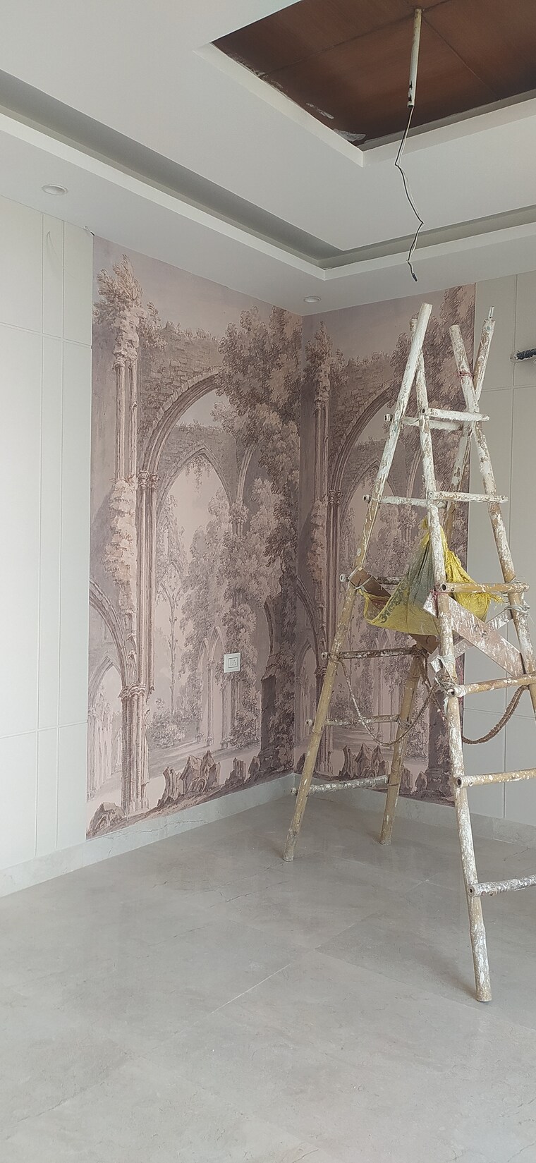 Room, sector 85 4 Bedroom 250 Sq.Yd. Builder Floor In Sector 85 Faridabad 9412697