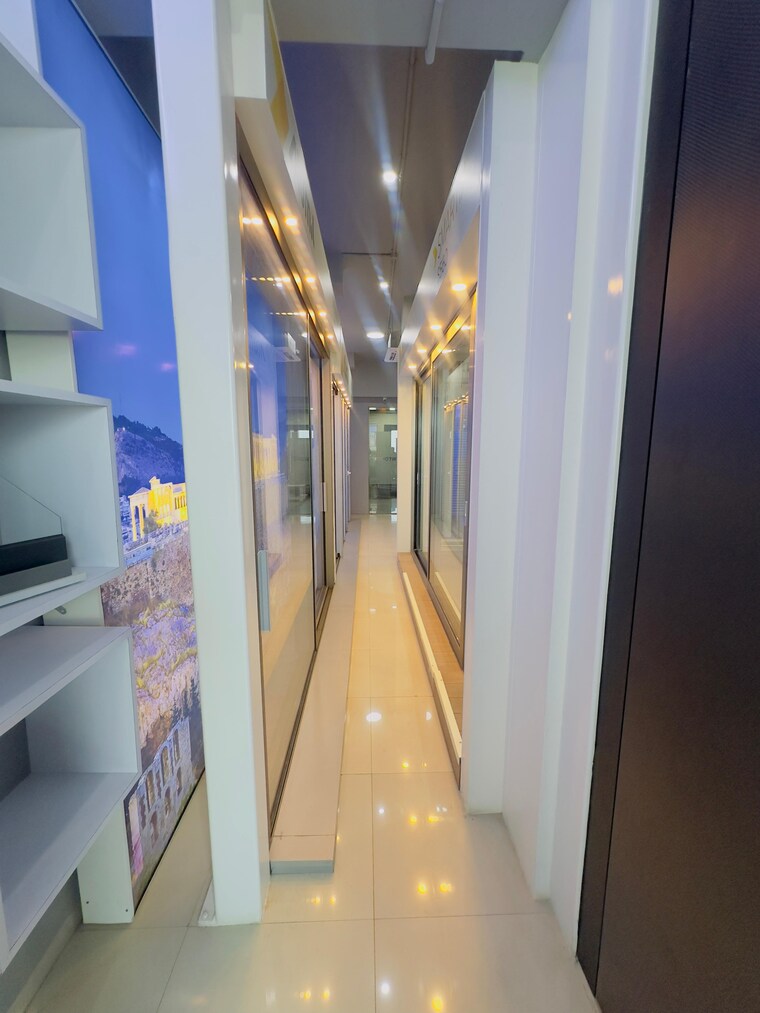 undefined, meridian-business-center Commercial Office Space 5200 Sq.Ft. In Vashi Sector 30 Navi Mumbai 9412683