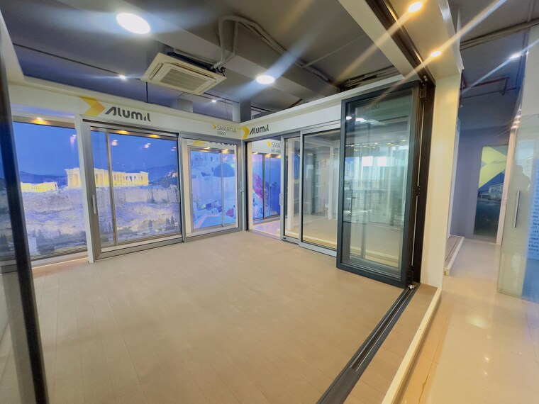 Room, meridian-business-center Commercial Office Space 5200 Sq.Ft. In Vashi Sector 30 Navi Mumbai 9412683