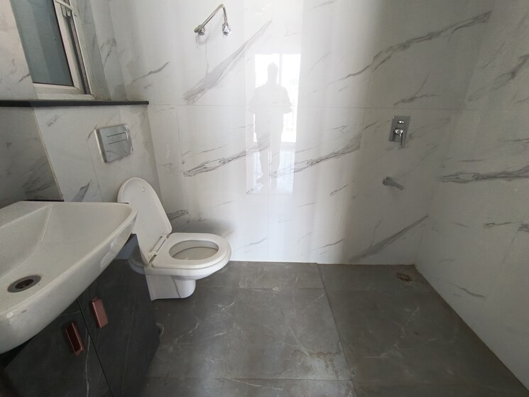 Bathroom, smart-world-gems 3.5 Bedroom 1600 Sq.Ft. Apartment In Sector 89 Gurgaon 9412750