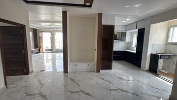 Room in 3 BHK Apartment at The Nest Manikonda, Manikonda – for Rent