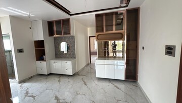 Room in 3 BHK Apartment at The Nest Manikonda, Manikonda – for Rent