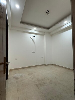 Room in 3 BHK Builder Floor at Palam Vihar Residents Association, Palam Vihar – for Sale