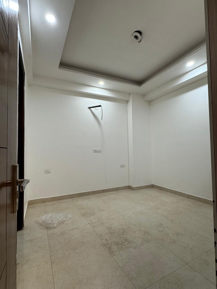 Room, palam-vihar-residents-association 3 Bedroom 140 Sq.Yd. Builder Floor In Palam Vihar Gurgaon 9412758