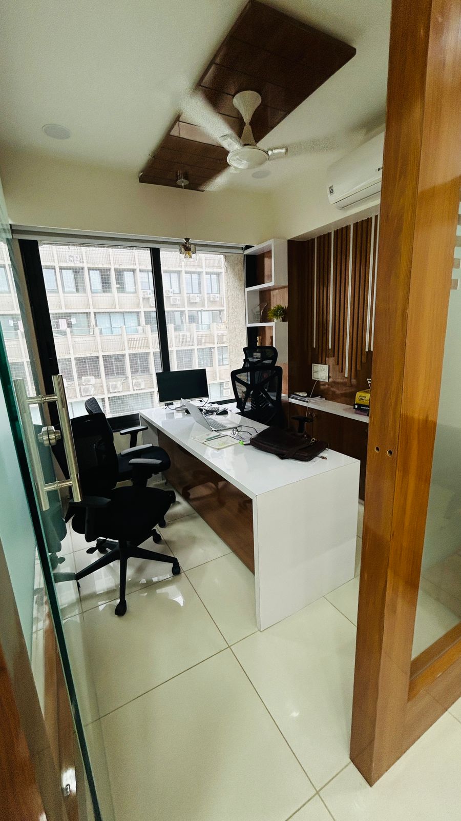 Office Space For Rent in Money Plant High Street 