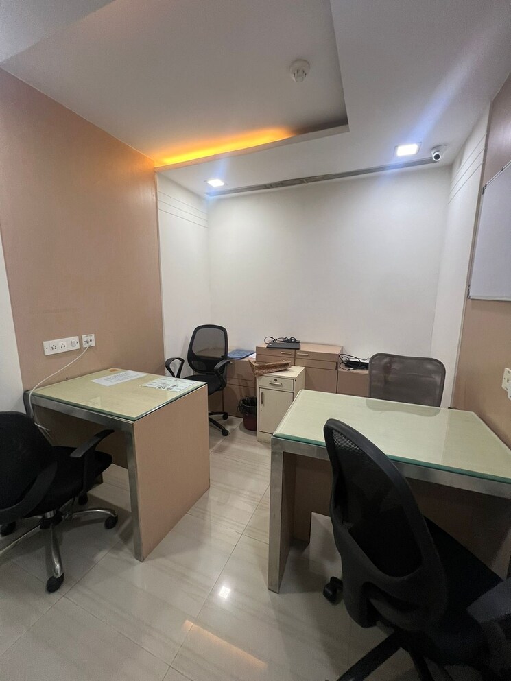 Team Area, real-tech-park Commercial Office Space 1420 Sq.Ft. In Vashi Sector 30a Navi Mumbai 9412783
