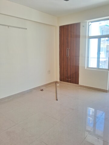 Room in 3 BHK Apartment at Mittal Rajnagar Residency, Raj Nagar Extension – for Sale