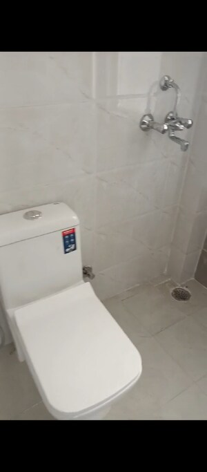 2 BHK Apartment For Sale in Amaatra Homes, Sector 10 Greater Noida