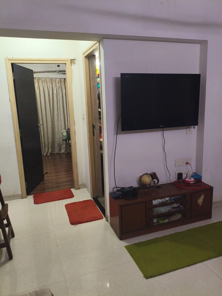 Living Room, sindhi-society 1 Bedroom 600 Sq.Ft. Apartment In Chembur Mumbai 9412842