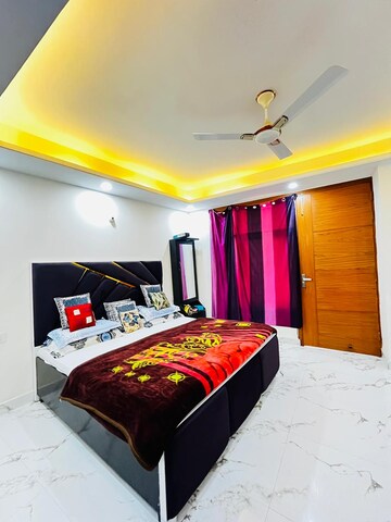 Bedroom in 1 BHK Builder Floor at Saket – for Rent
