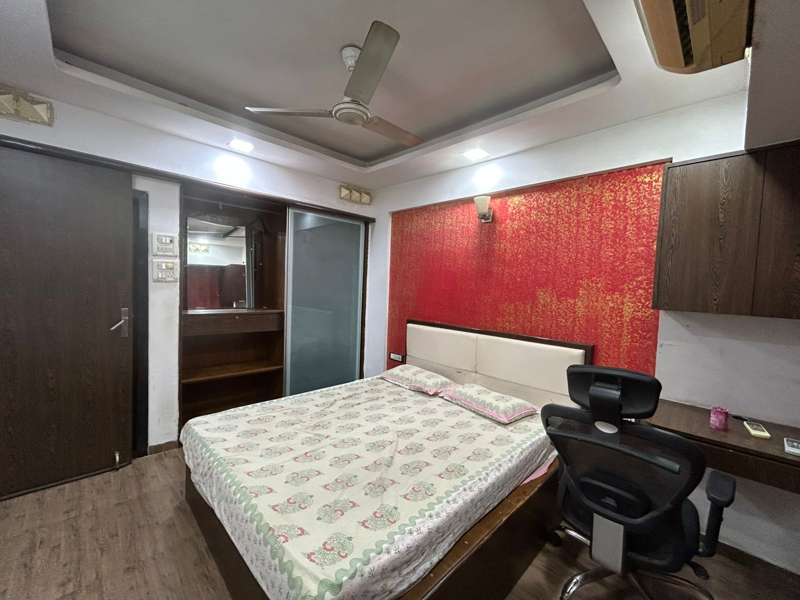 3 BHK + Pooja Room Apartment For Rent in Cosmos Jewels