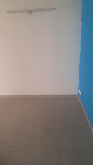 2.5 BHK Apartment For Sale in Amrapali Princely Estate, Sector 76