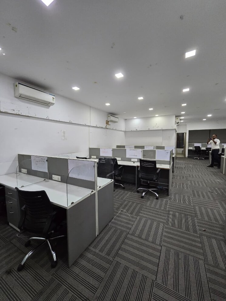 Team Area, akshar-business-park Commercial Office Space 1230 Sq.Ft. In Vashi Sector 19f Navi Mumbai 9412876