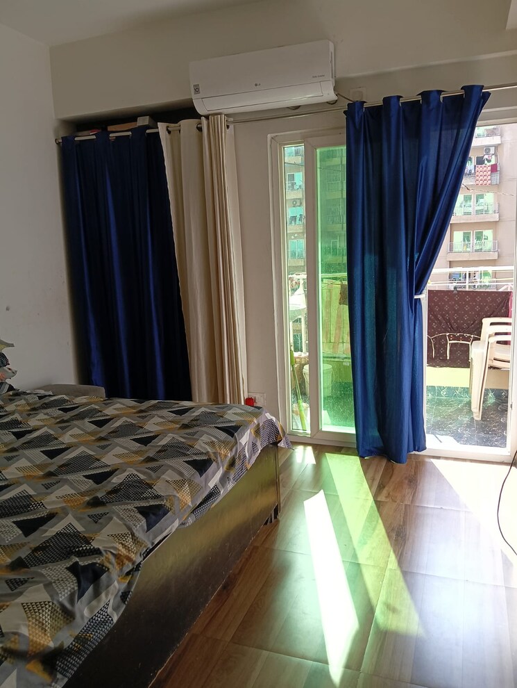 Bedroom, migsun-roof 2 Bedroom 675 Sq.Ft. Apartment In Raj Nagar Extension Ghaziabad 9412917