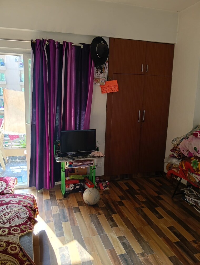 Bedroom, migsun-roof 2 Bedroom 675 Sq.Ft. Apartment In Raj Nagar Extension Ghaziabad 9412917