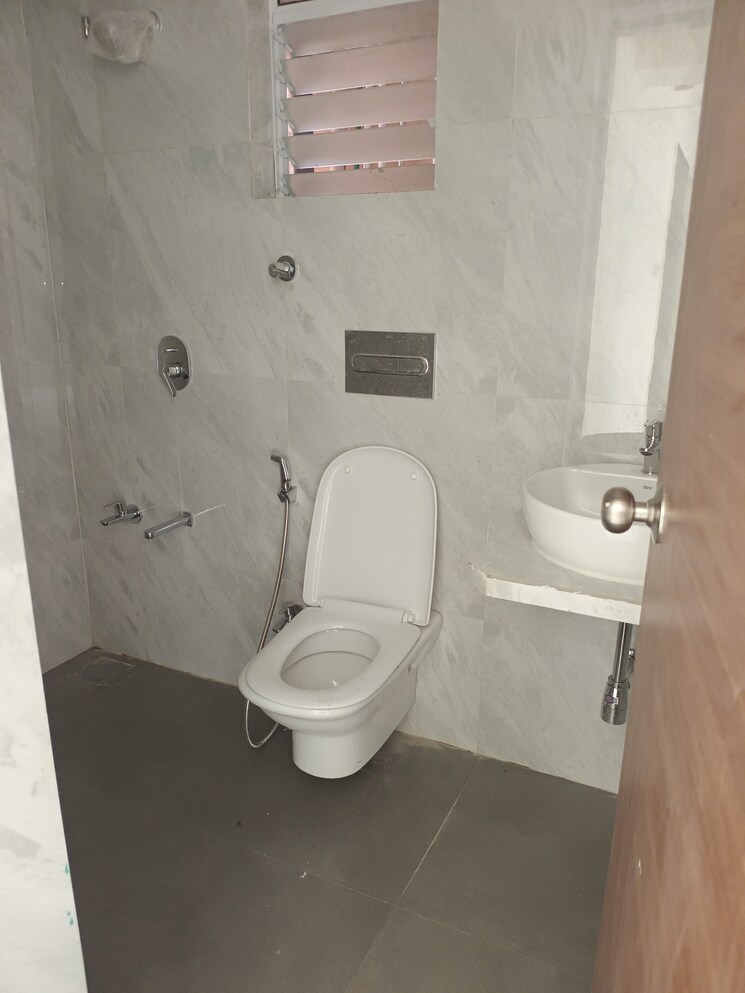 Bathroom, jk-iris 2 Bedroom 702 Sq.Ft. Apartment In Mira Road Thane 9412971