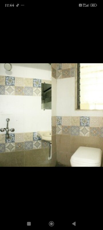 Bathroom in  Pg at Malad West – for Rent