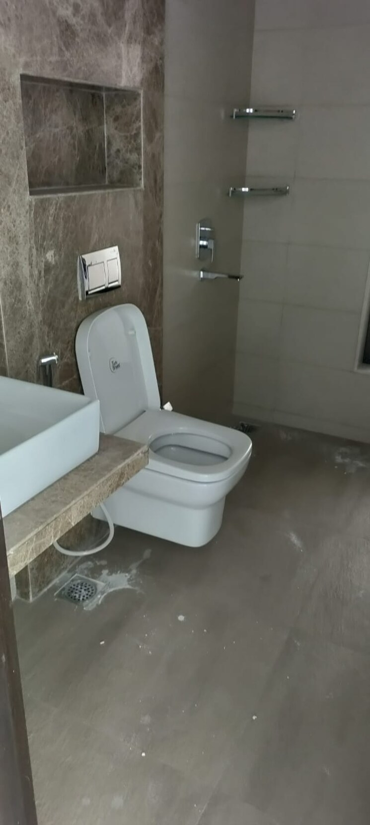 Bathroom, peninsula-celestia-spaces 3 Bedroom 1233 Sq.Ft. Apartment In Parel Mumbai 9412969