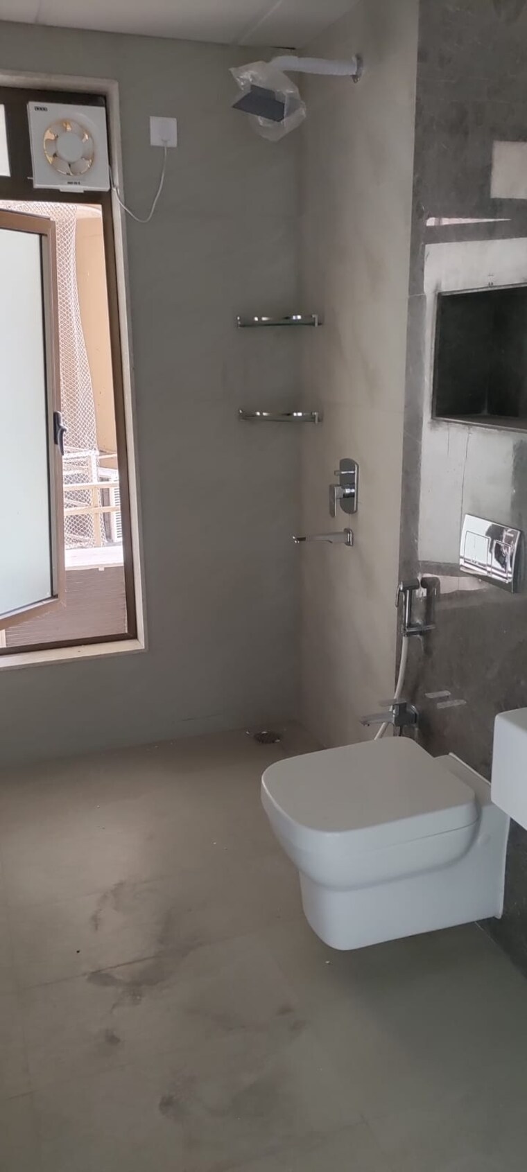 Bathroom, peninsula-celestia-spaces 3 Bedroom 1233 Sq.Ft. Apartment In Parel Mumbai 9412969