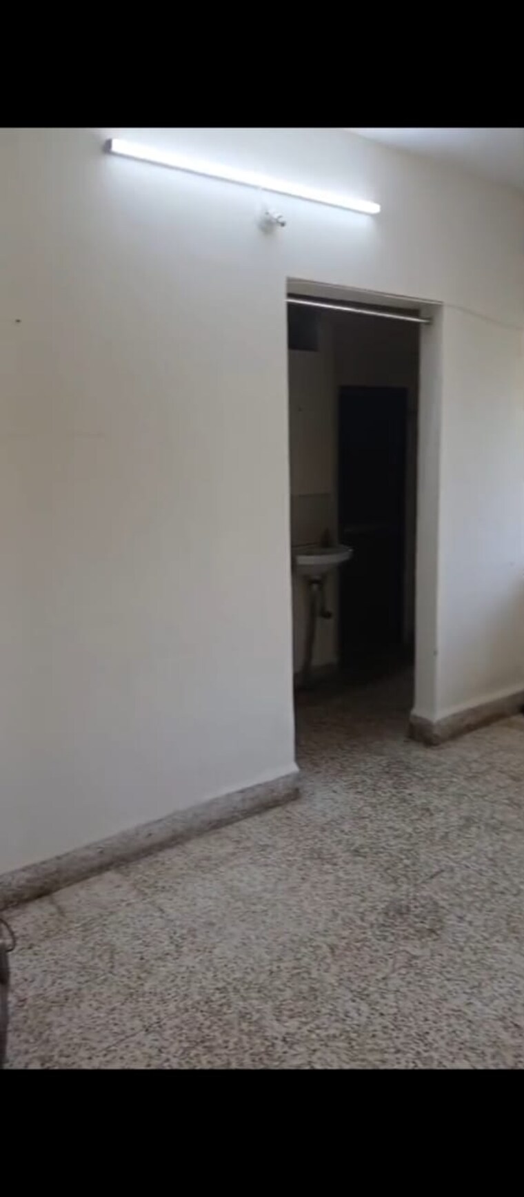 Room, goregaon-west-view-chs 1 Bedroom 432 Sq.Ft. Apartment In Goregaon West Mumbai 9413006