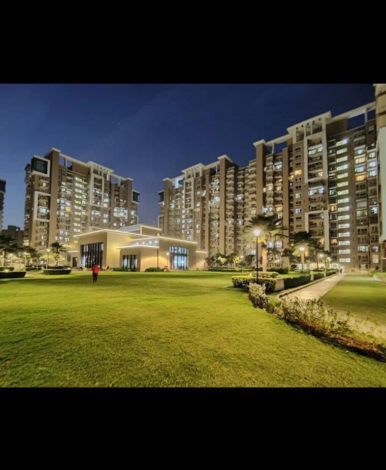 Exterior View, emaar-palm-gardens 3 Bedroom 1900 Sq.Ft. Apartment In Sector 83 Gurgaon 9413038