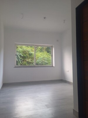 Room in 2 BHK Apartment at Dona Paula – for Sale