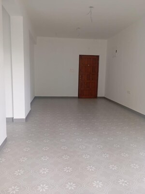Room in 2 BHK Apartment at Dona Paula – for Sale