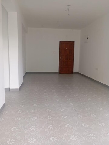 Room in 2 BHK Apartment at Dona Paula – for Sale