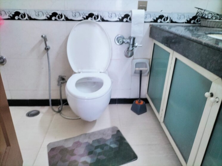 Bathroom, k-raheja-heights 2 Bedroom 730 Sq.Ft. Apartment In Malad East Mumbai 9413102