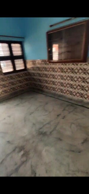 Bedroom in 2 BHK Builder Floor at Espire Towers, Sector 37 – for Rent