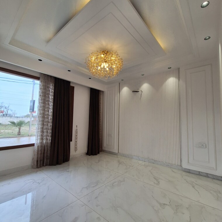 Room, vip road 4 Bedroom 1350 Sq.Ft. Villa In Vip Road Zirakpur 9413093