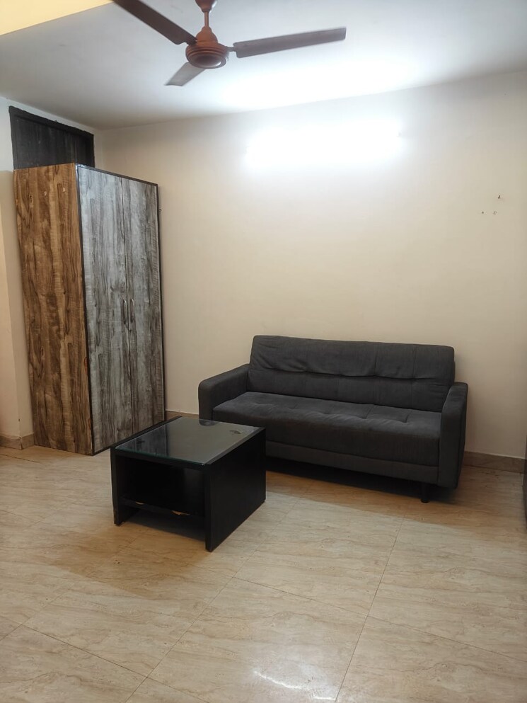 Living Room, saket 2.5 Bedroom 850 Sq.Ft. Builder Floor In Saket Delhi 9413133