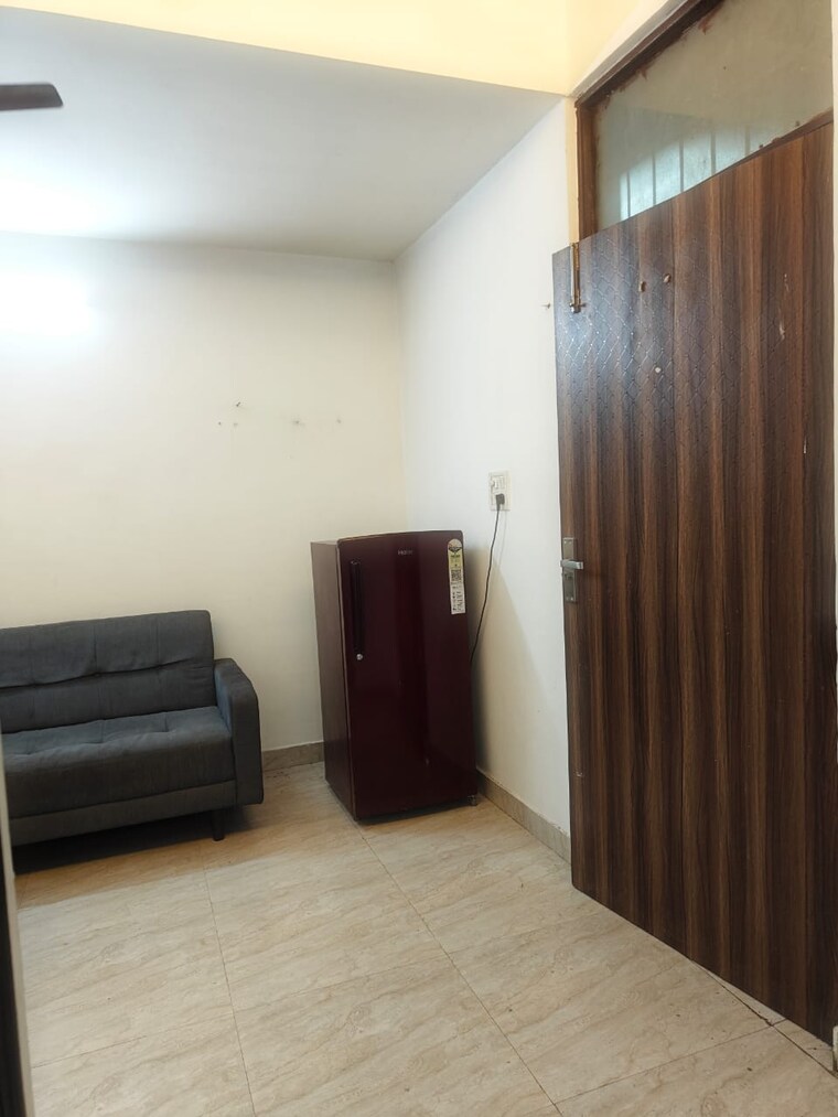 Living Room, saket 2.5 Bedroom 850 Sq.Ft. Builder Floor In Saket Delhi 9413133