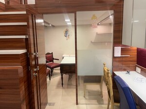  Office Space For Sale in Rustomjee Eaze Zone Mall, Malad West