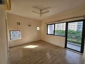 Room in 2 BHK Apartment at Ireo Skyon, Sector 60 – for Rent
