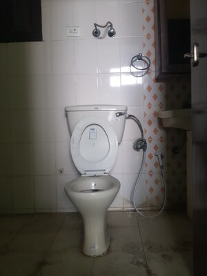 Bathroom in 2 BHK Builder Floor at Nipun Plaza, Vaishali Sector 4 – for Sale