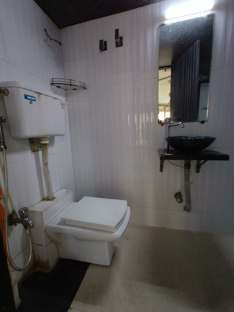 Bathroom, borivali west 2 Bedroom 700 Sq.Ft. Apartment In Borivali West Mumbai 9413190