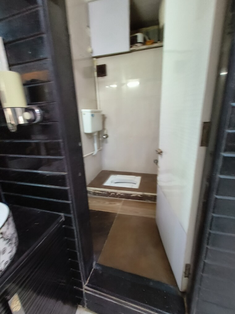 Washroom, borivali west 2 Bedroom 700 Sq.Ft. Apartment In Borivali West Mumbai 9413190