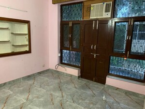 Room in 2 BHK Independent House at Krishna Colony – for Rent
