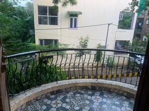 Balcony in 2 BHK Independent House at Krishna Colony – for Rent